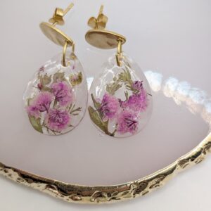 kolczyki kryształy w kształcie sopla z różową gipsówką i zielenią