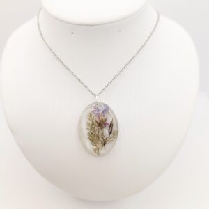 naszyjnik owalny kryształ z kwiatami i zielenią