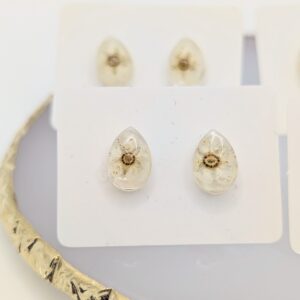 kolczyki sztyfty łezki z tawułą