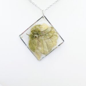 naszyjnik srebrny romb z szyszką chmielu